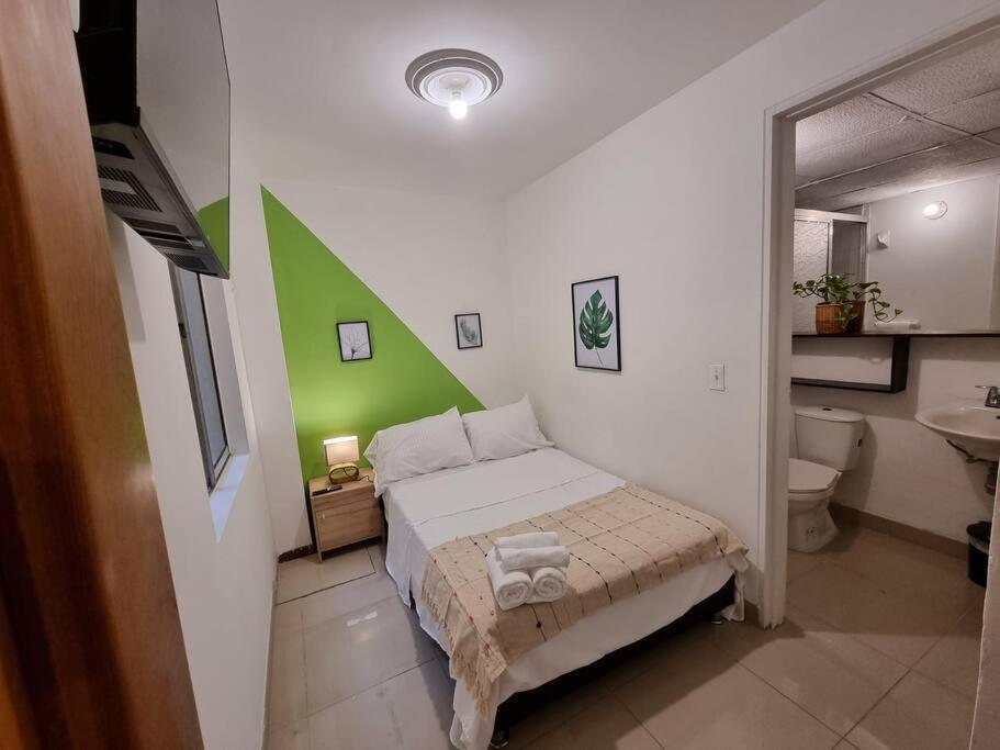 Apartament El Jardin De Manila Medellín Zewnętrze zdjęcie