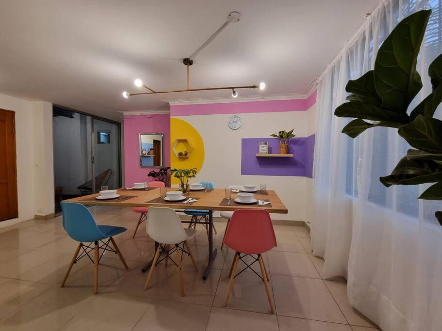 Apartament El Jardin De Manila Medellín Zewnętrze zdjęcie